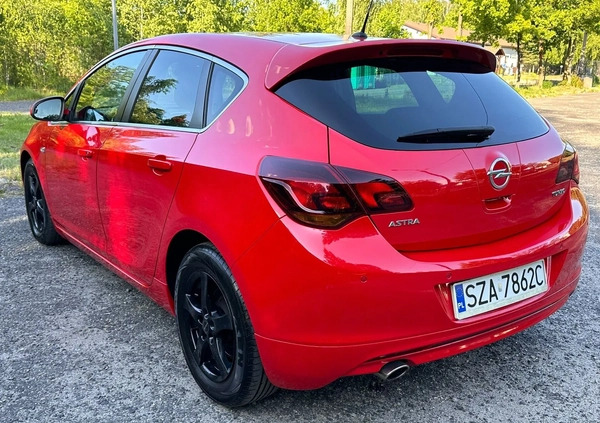 Opel Astra cena 33500 przebieg: 173000, rok produkcji 2011 z Zawiercie małe 352